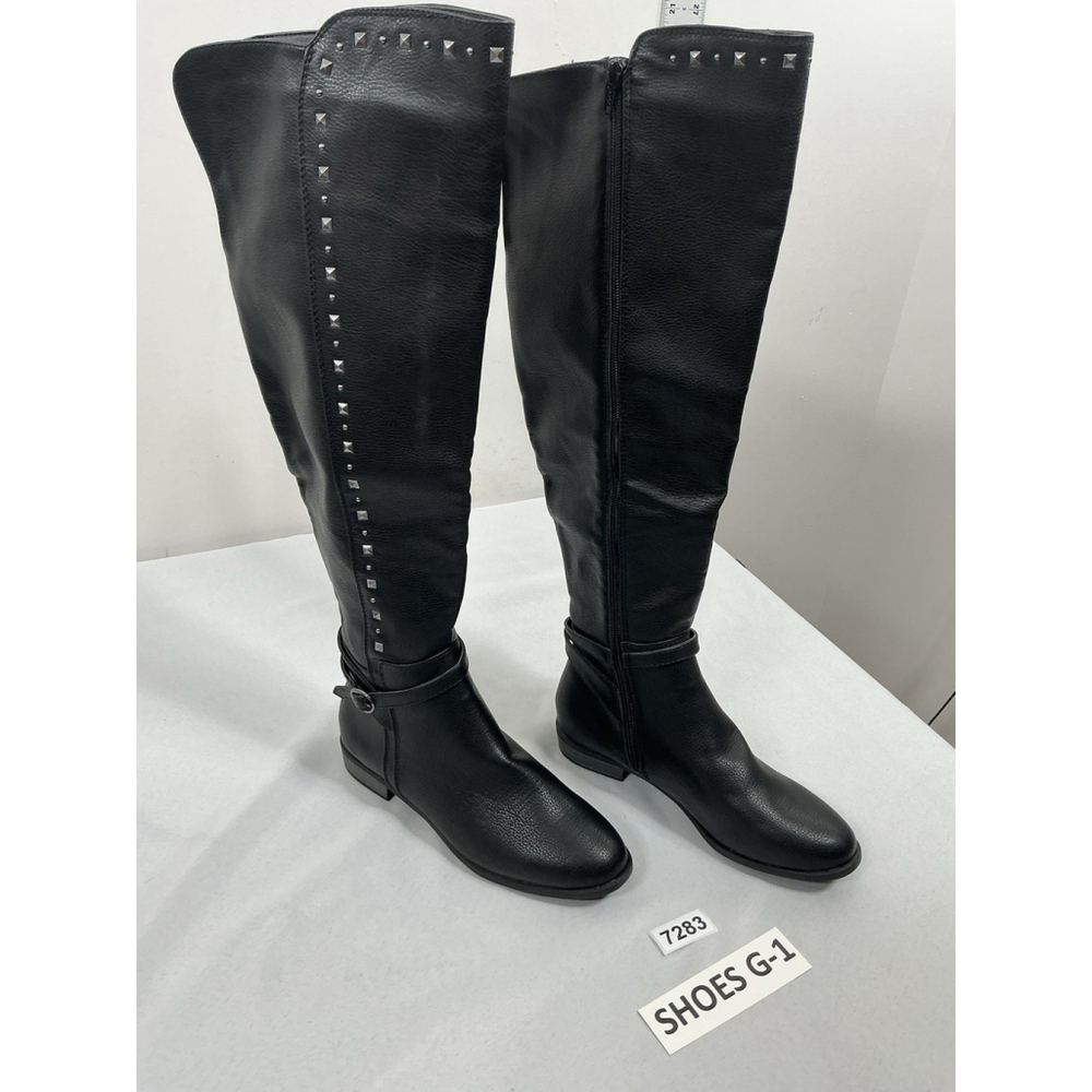 Womans NWT Rialto Shoes Ferrell Otk Boots 7.5 M Black Stud/strap Accent